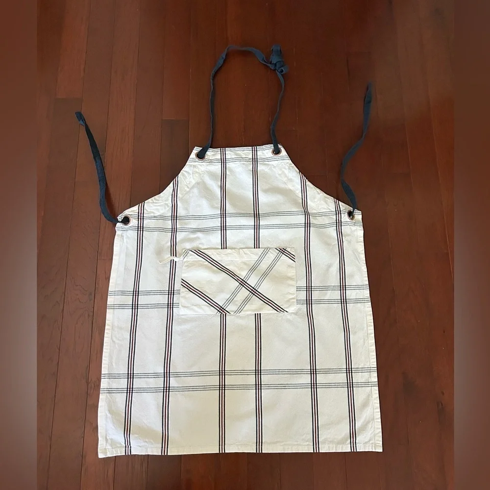 Hearth & Hand with Magnolia Kitchen Aprons high quality 100% cotton adult size